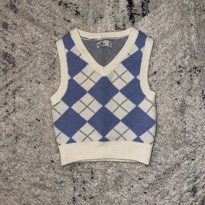 Sweater vest